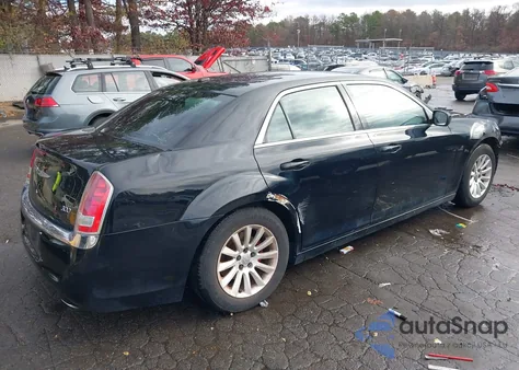 2013 Chrysler 300 Motown from USA, damaged, VIN 2C3CCAAG4DH572720